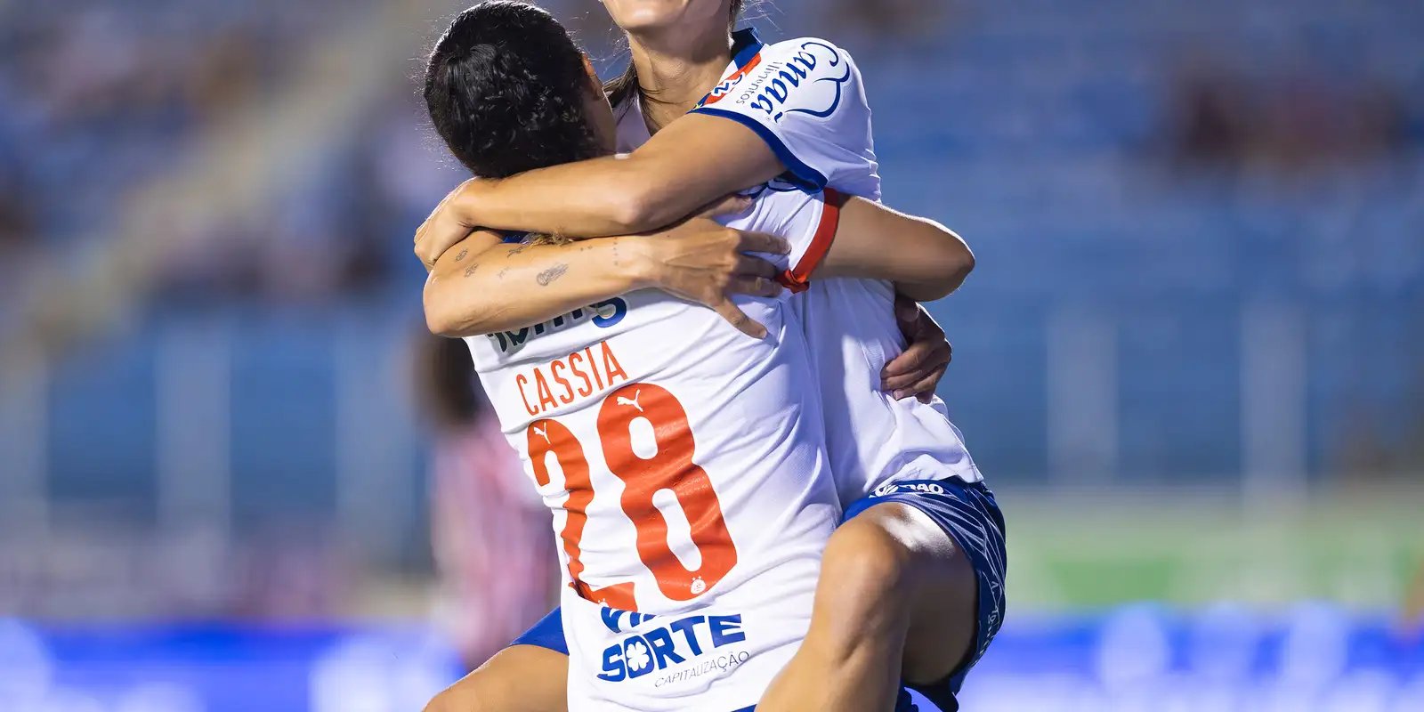 mulheres de aco