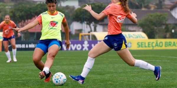 selecao sub 17 fem treino granja 02 10 26 57