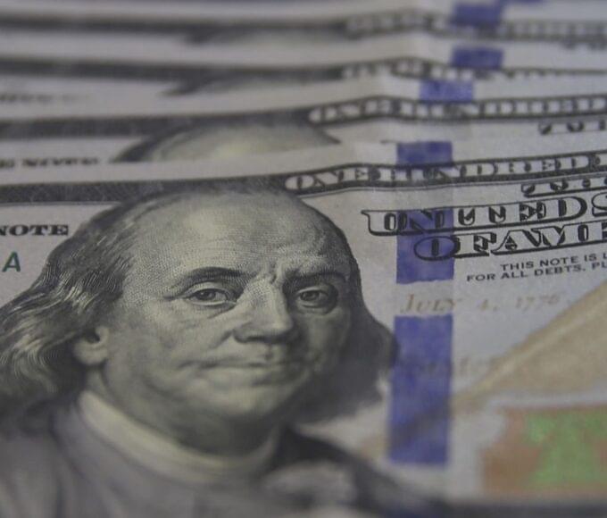 dolar moeda 0803221205